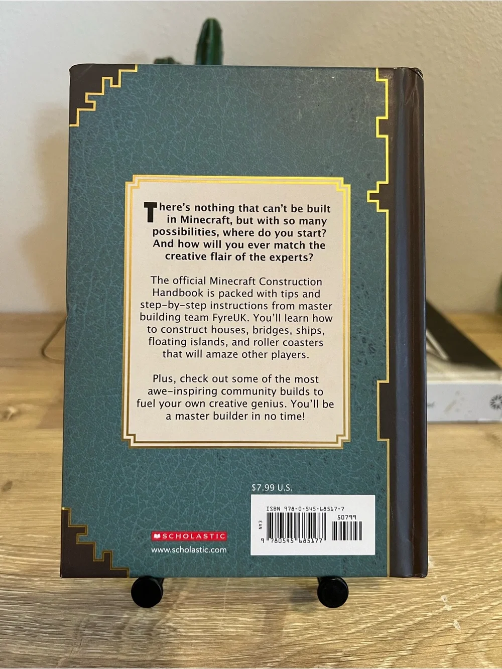 Minecraft Construction Handbook Hardcover 2014 Mojang Official Guide Book
